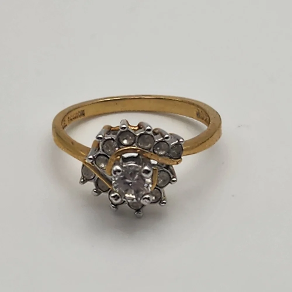 Vintage GEME 18K GE & Clear Rhinestone Cocktail Ring (7)